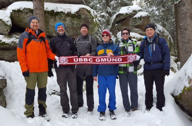 DIn allen Belangen überlegen - die Heimakteure aus Neuhaus