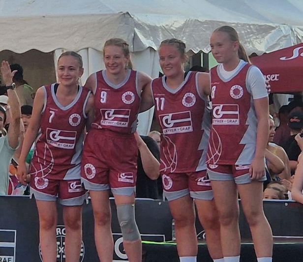 Das Damenteam des UBBC hielt sich tapfer gegen ihre Gruppengegnerinnen