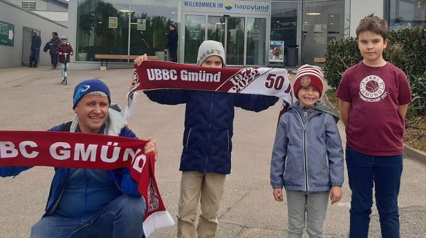 DIn allen Belangen überlegen - die Heimakteure aus Neuhaus