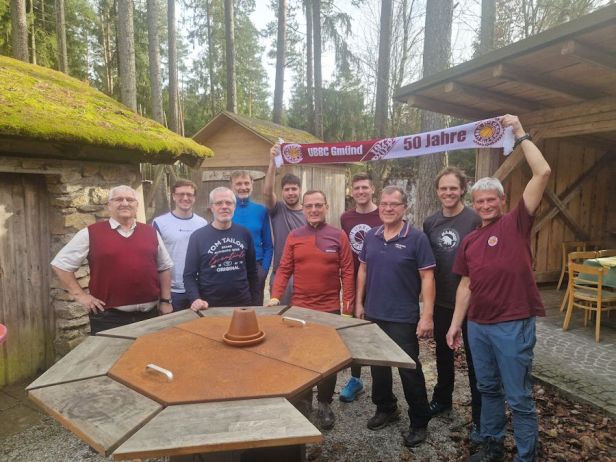 DIn allen Belangen überlegen - die Heimakteure aus Neuhaus