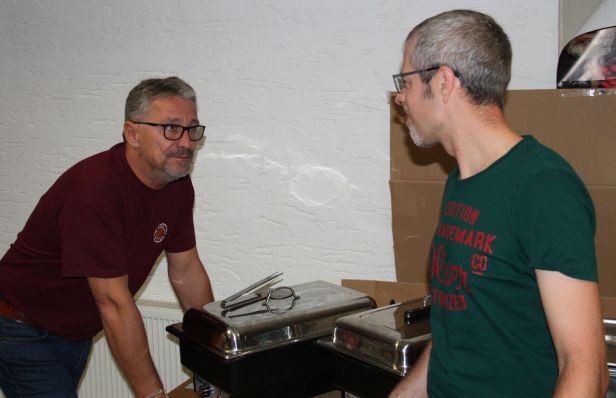 DIn allen Belangen überlegen - die Heimakteure aus Neuhaus