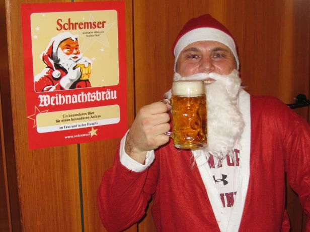 Dani der neue Weihnachtsmann für Brauerei Trojan ??